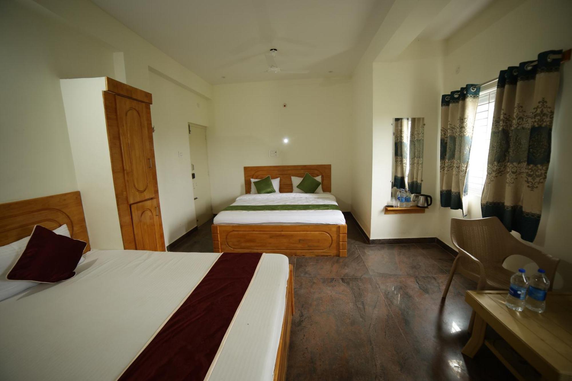 Naksha Tree Hotels - Yelagiri Exterior photo
