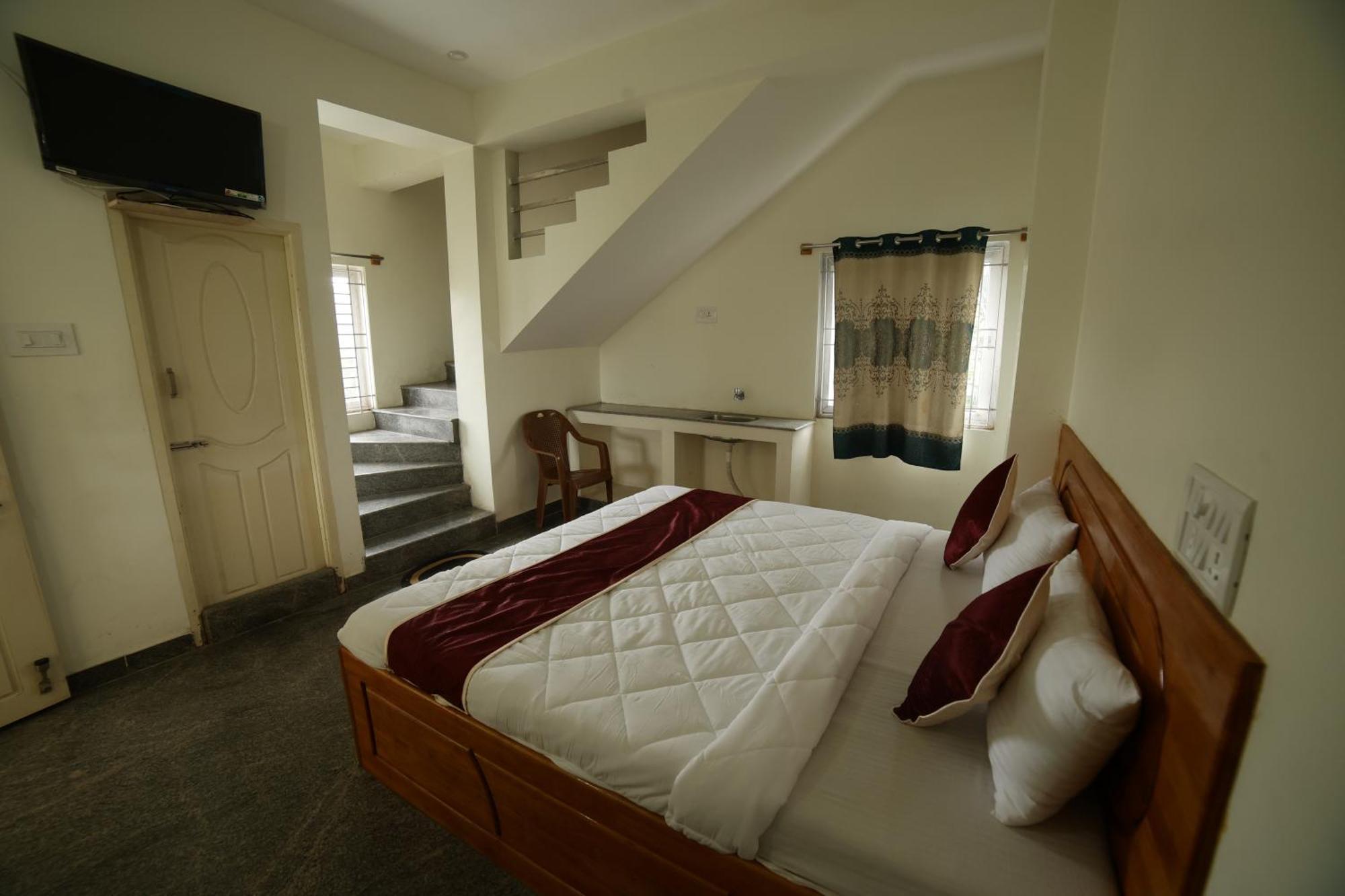 Naksha Tree Hotels - Yelagiri Exterior photo