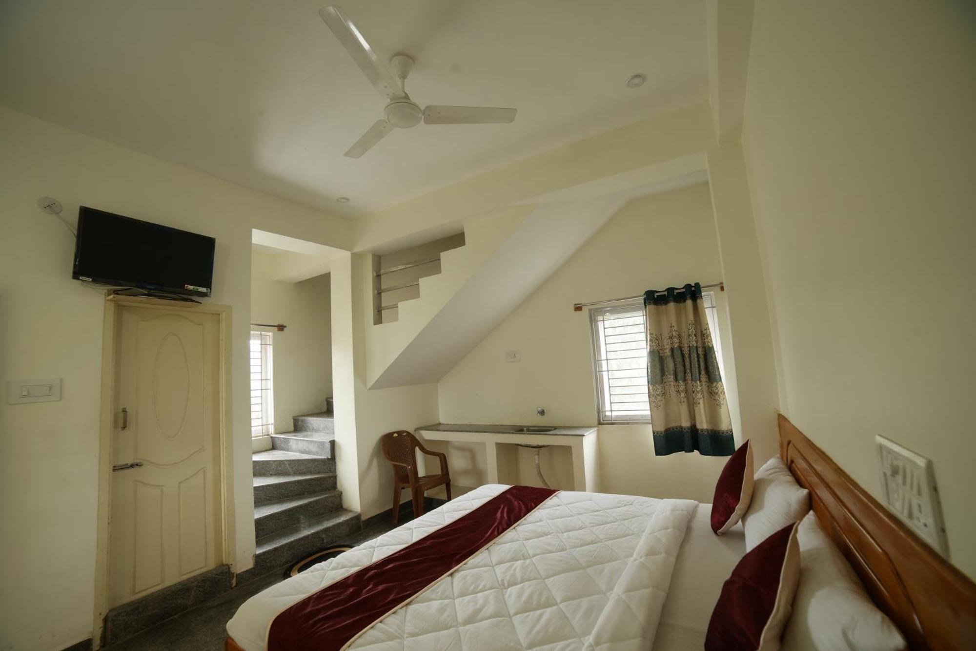 Naksha Tree Hotels - Yelagiri Exterior photo